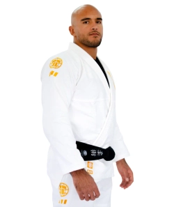 Кимоно Tatami PRO PRO SERIES - WHITE & CHAMPION GOLD
