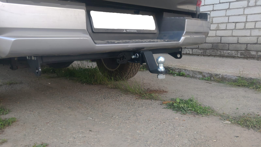 Фаркоп с элект. Smart, на Mitsubishi L200 2024- (паспорт и сертификат в комплекте) FA 0450-E, Бизон