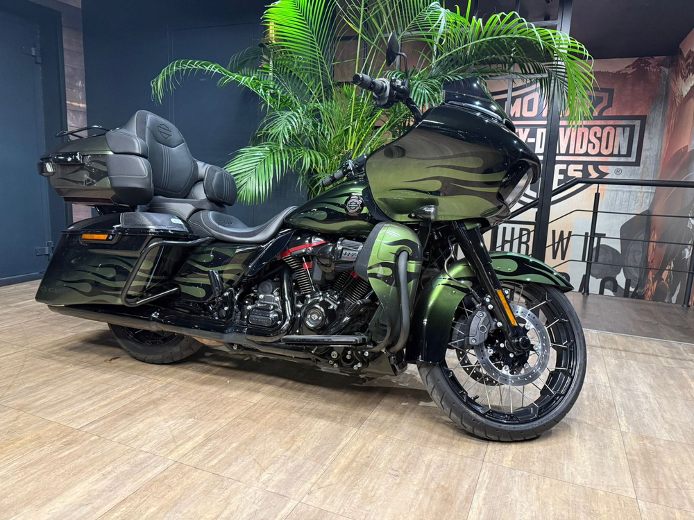 CVO Road Glide Harley-Davidson (Envious Green) 2022