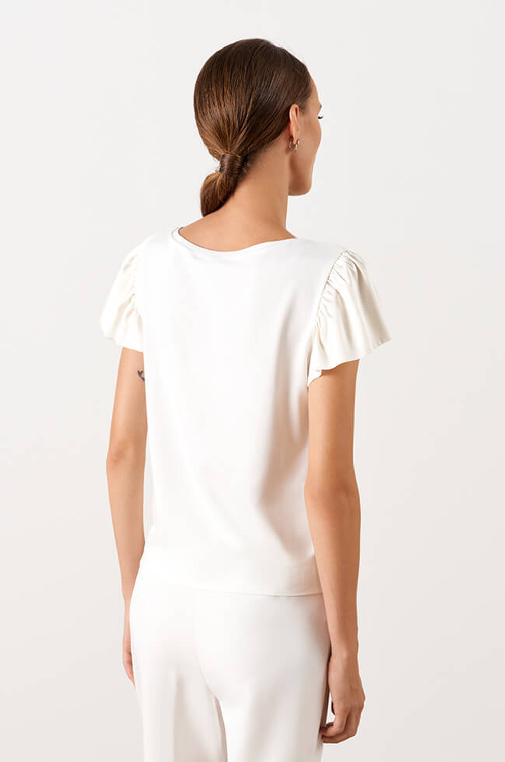 23026 Джемпер женский (молочный)