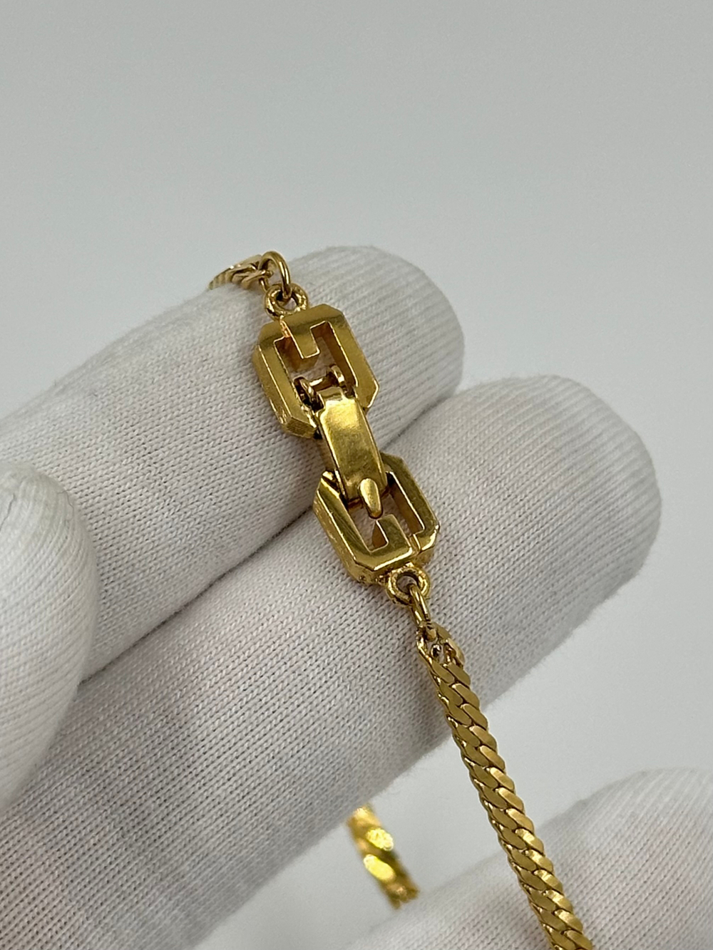 Браслет Givenchy