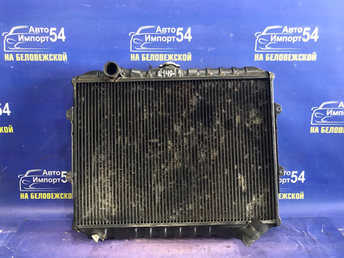 Радиатор двигателя MITSUBISHI PAJERO 1990