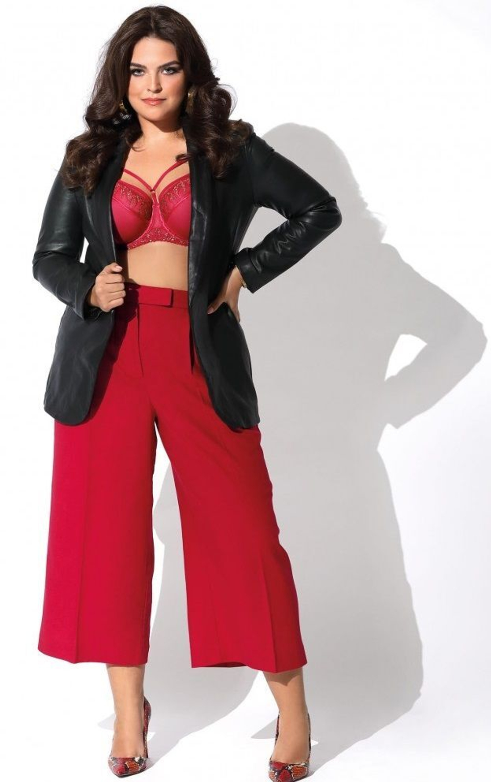 Бюстгальтер Margot с чашками plus size на тонком поролоне (Размер: 105E) (Цвет: красный)