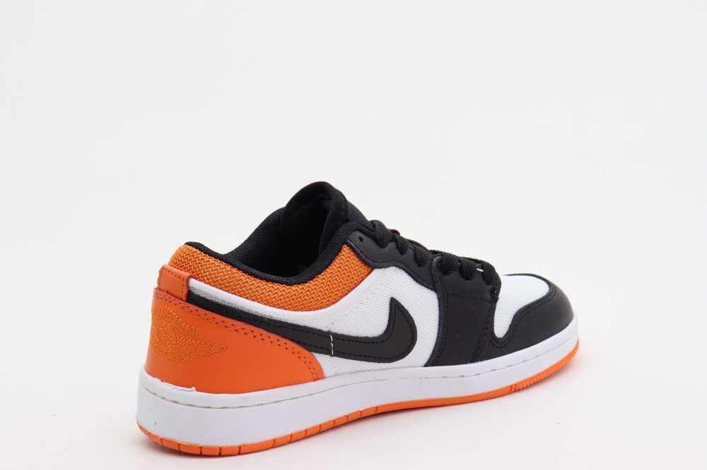 Кроссовки нат. кожа (36-41)р. / шт.