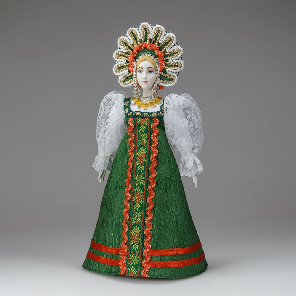 Сувенирная кукла в круглом кокошнике