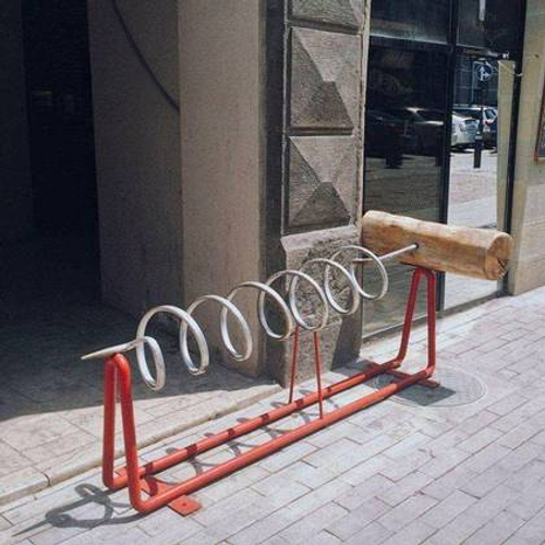 Велопарковка декоративная Штопор