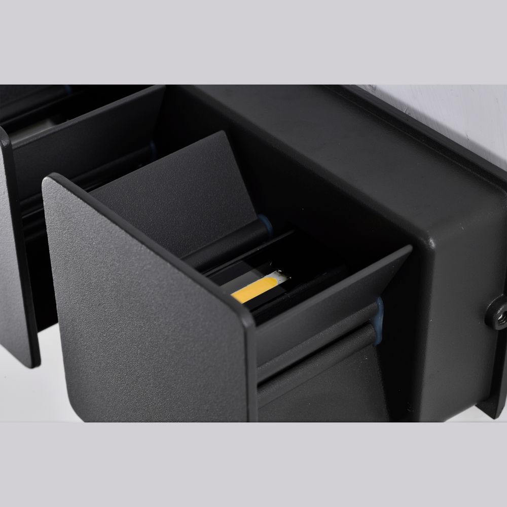 7817 Настенный уличный светильник DAVOS