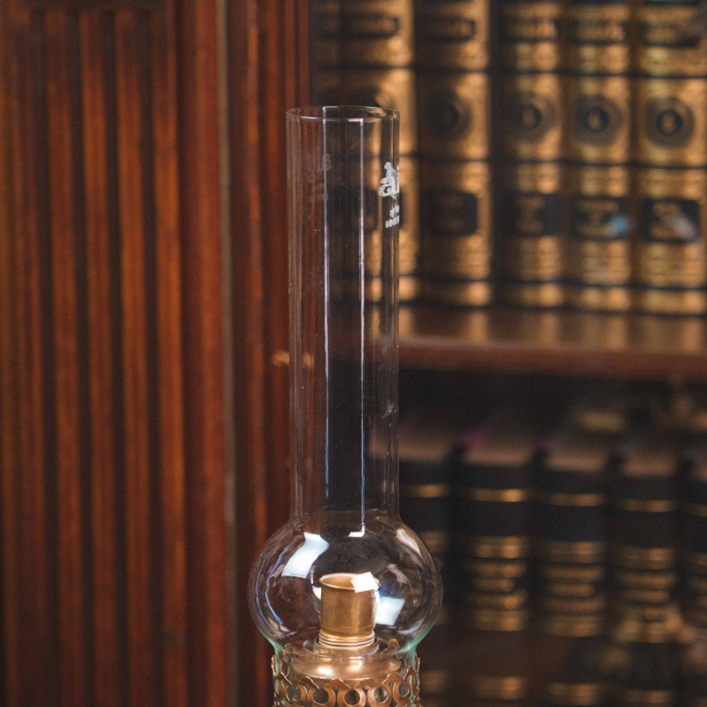 Керосиновая лампа (электрифицированная)