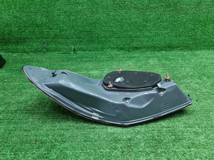 Фонарь левый Mercedes C W205 (2014-2018)