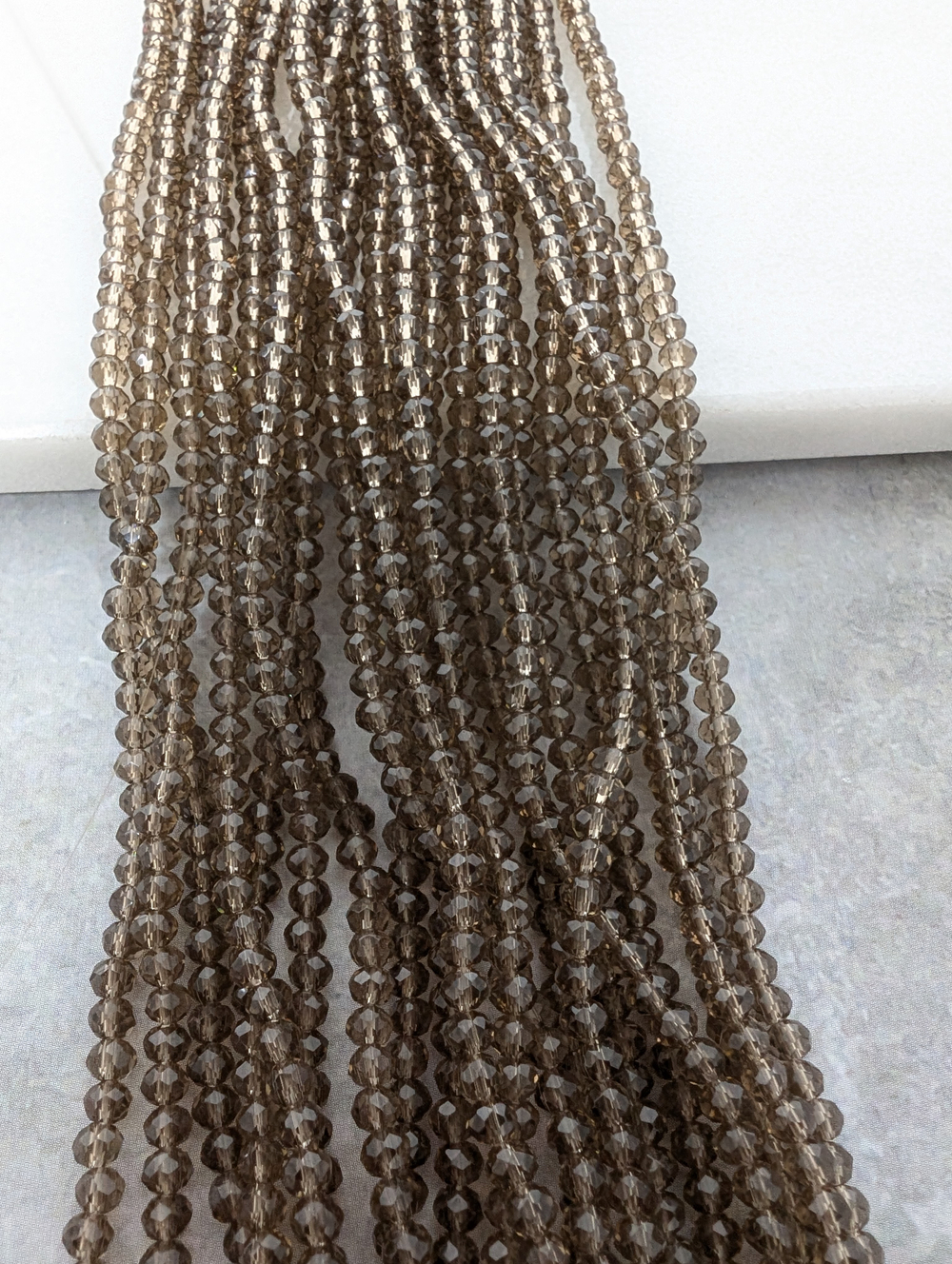 Бусины стеклянные рондель 3мм