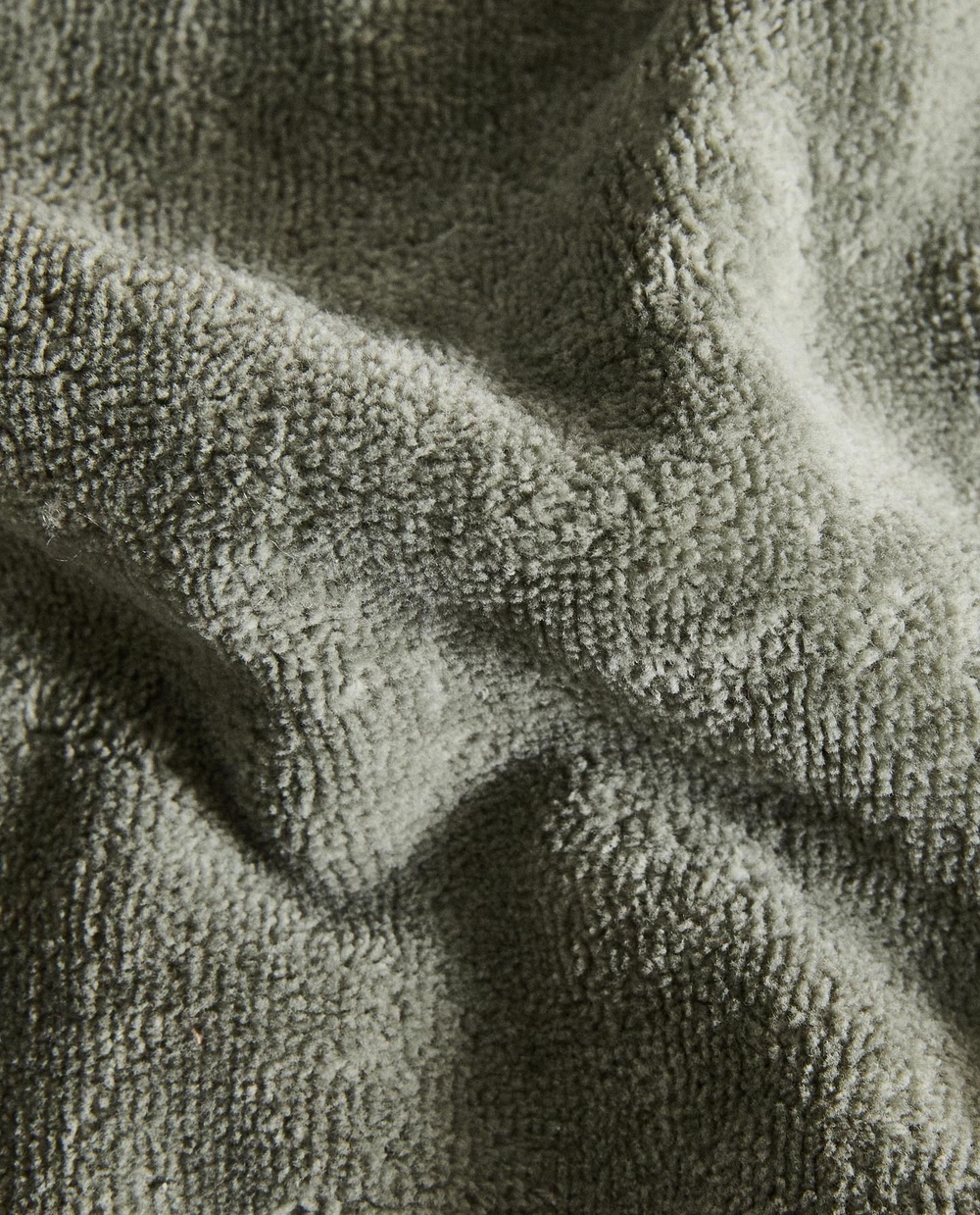 Zara Home - Велюровое банное полотенце с оверлоком, зеленый, 50х90 см