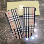 Перчатки Burberry