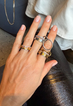 Кольцо с римскими цифрами многослойное