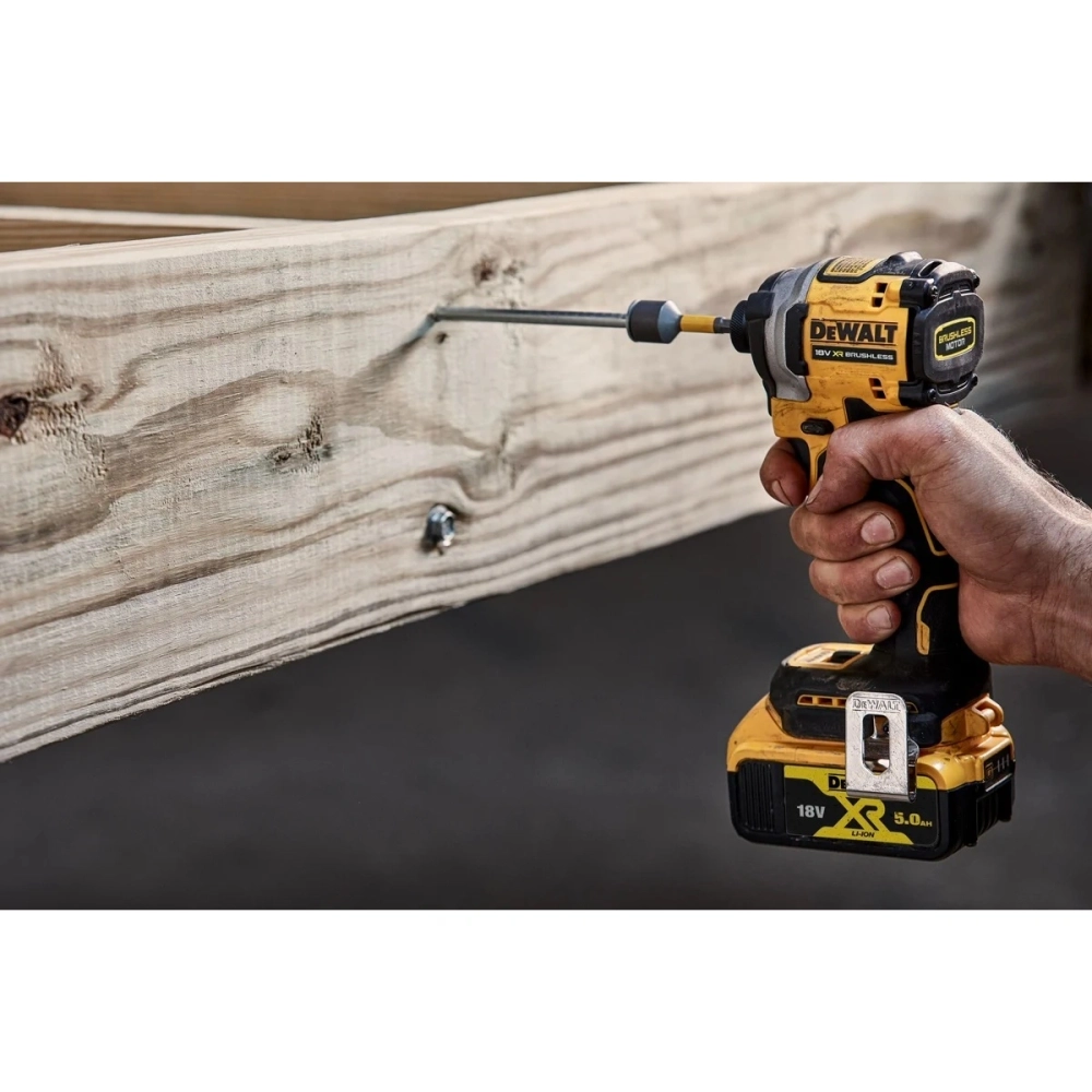 Винтоверт DeWalt DCF850P2T-QW