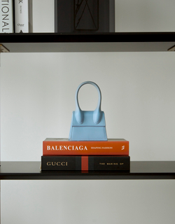 Скульптура фарфоровая Сумочка