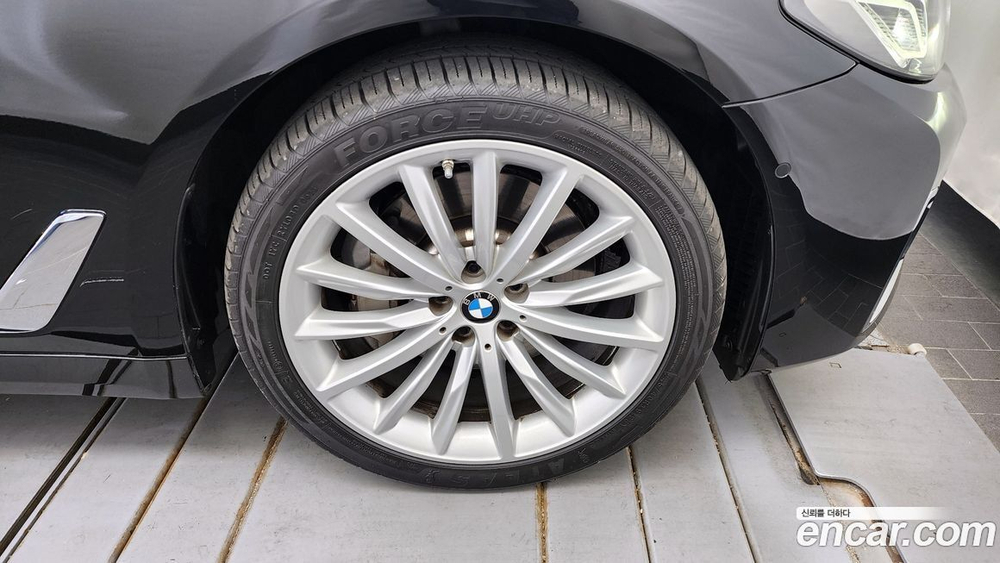 BMW 5 Series (G30) 530i Luxury (11.2020)