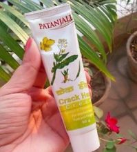 Крем для ног от трещин и сухости стоп Patanjali Crack heal, 50 г