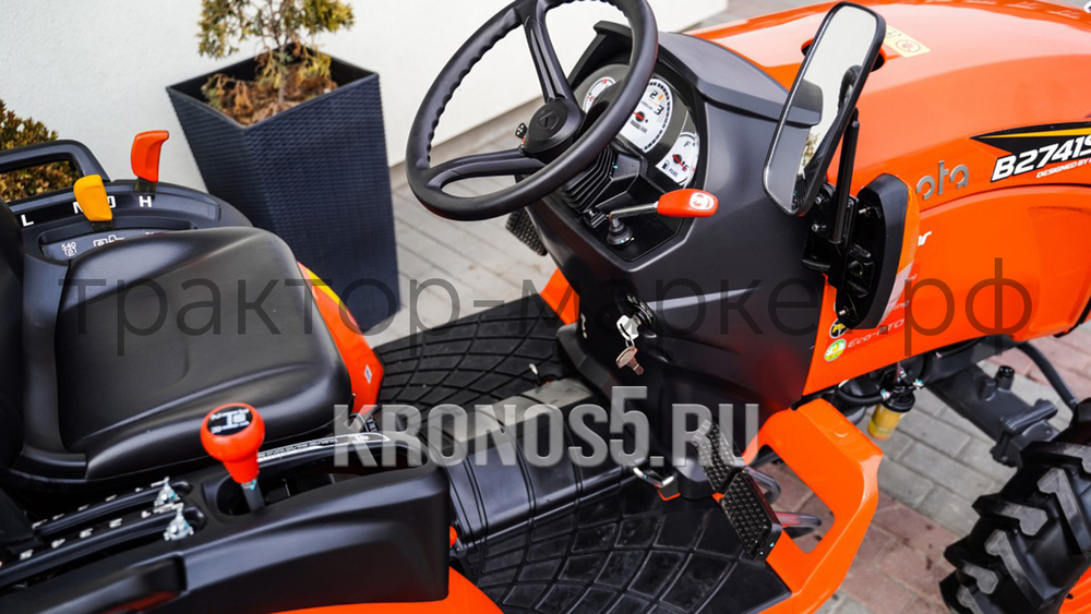 Трактор Kubota | Кубота B2741S 9+3 (Kubota India) STD agri 7.00-12 / 8.3-20 (с ПСМ)