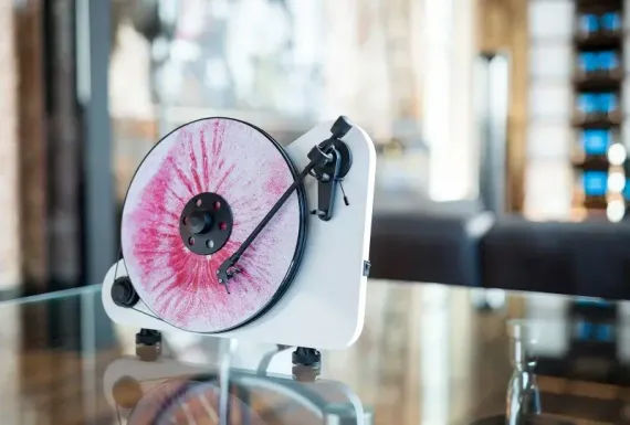 Pro-Ject VT-E BT R Piano