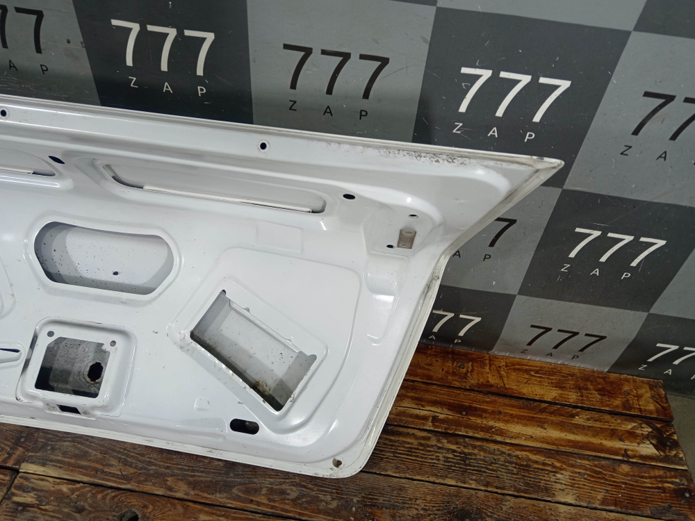 Крышка багажника Renault Logan 1 09-15 Б/У Оригинал 8201040207