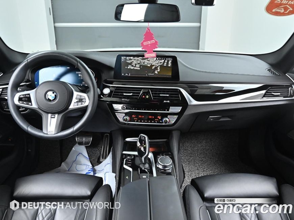 BMW 5 Series (G30) 520i M Sports (07.2020)