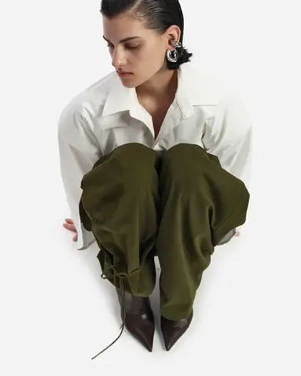 Широкие брюки хаки