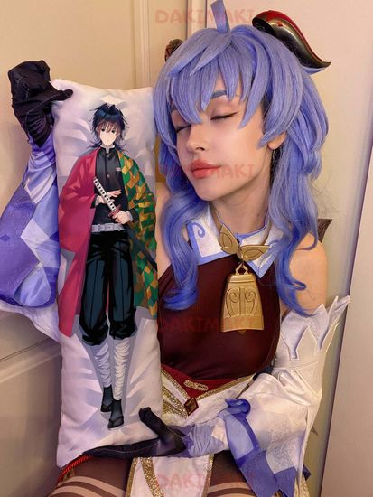 Мини дакимакура Гию Томиока из Клинок, рассекающий демонов арт. M0430, 60х20 см