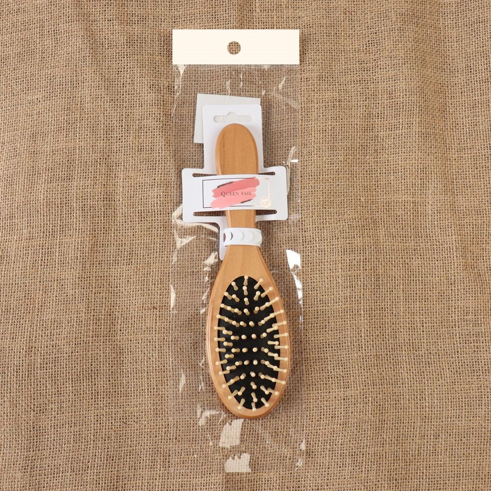 Расчёска массажная Queen fair, цвет светлое дерево