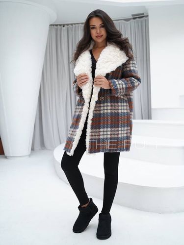 Пальто женское утепленное синяя клетка