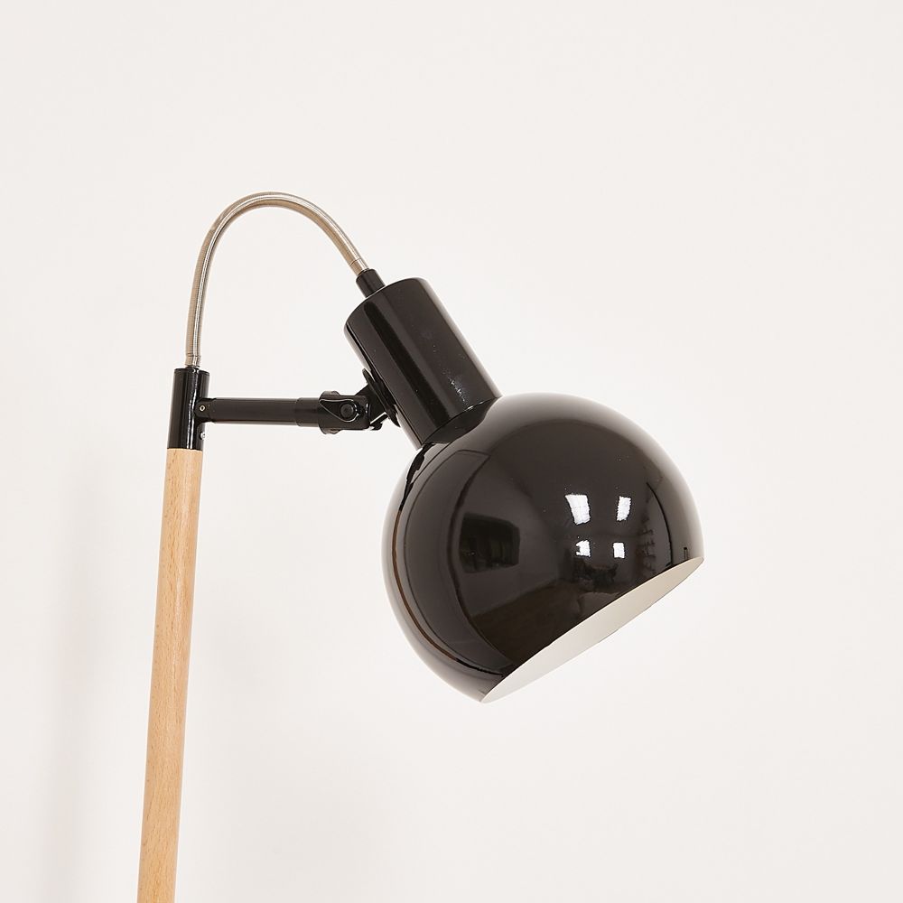 UML-T702 E14 BLACK Торшер напольный под лампу Е14. 60W. с регулировкой наклона. Механический выключатель. Черный. ТМ Uniel