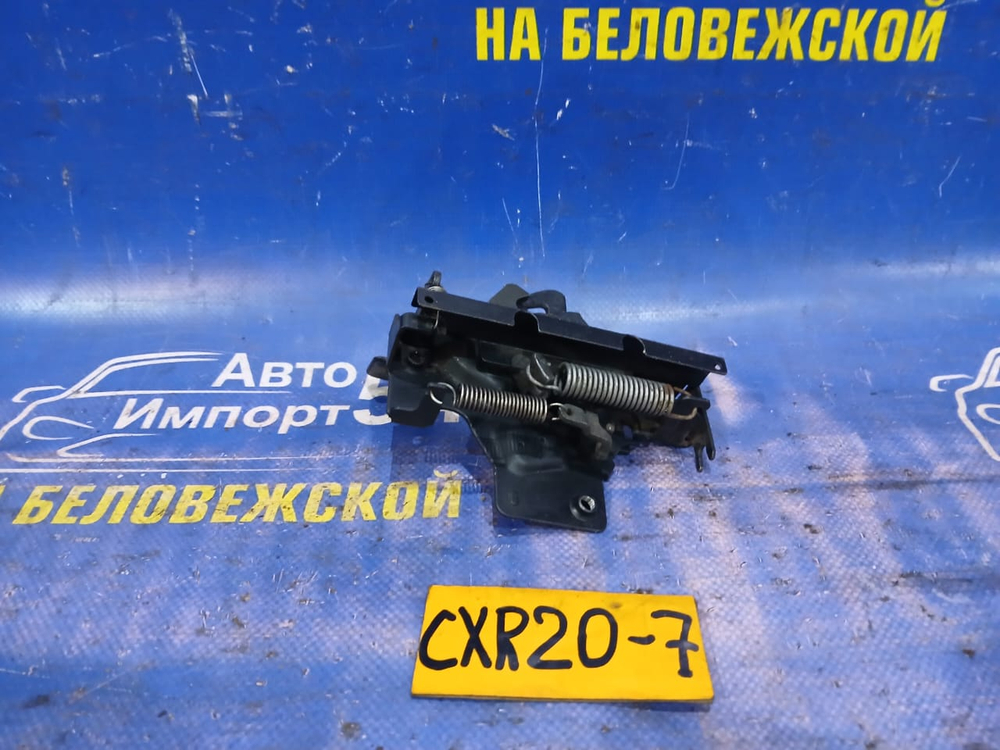 Замок капота TOYOTA ESTIMA 1995