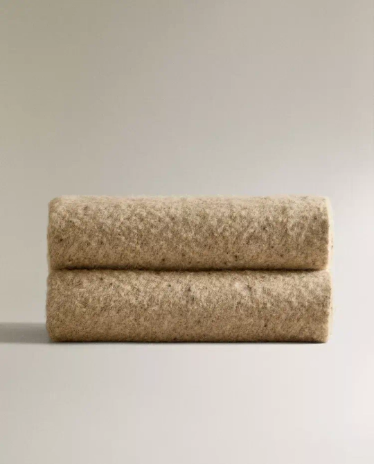 ZARA HOME ПЛЕД С БАХРОМОЙ, ЦВЕТ ВЕРБЛЮЖЬЕЙ ШЕРСТИ