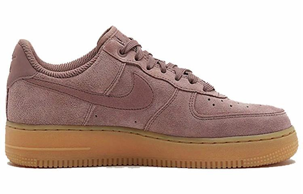 Кроссовки Nike Air Force 1 Low 07 (Женская размерная сетка)