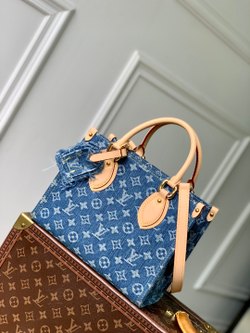 Louis Vuitton Onthego PM