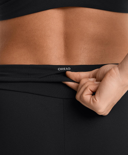 OYSHO Легинсы длиной до щиколотки Comfortlux с высокой посадкой, черный