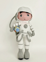 Космонавт Рома (33 см)