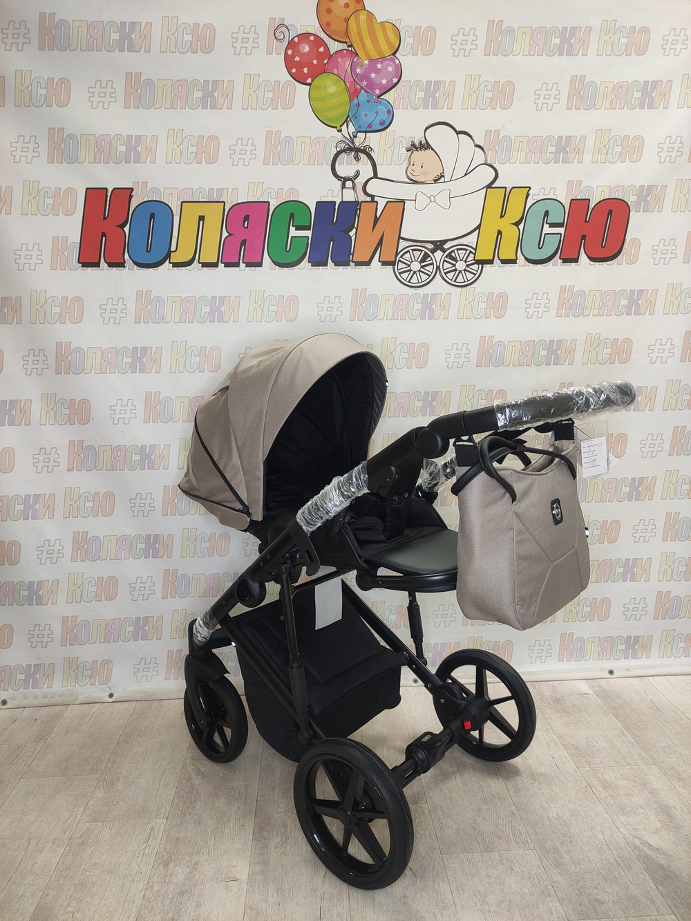 Коляска модульная Adamex Mobi New Tip M-TK72