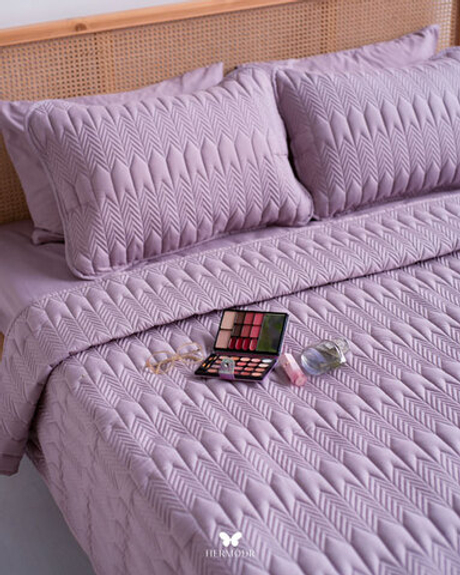 Комплект стеганного покрывала и 2 наволочек Kaj Willow Hermodr 130220281 Иран