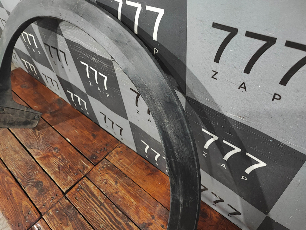 Накладка крыла заднего левого Mazda CX-5 2 (KF) 17-нв Б/У Оригинал KB7W51W61