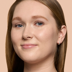 Bobbi Brown Weightless Skin Foundation SPF 15 - Долговечный тональный крем с увлажняющим эффектом, 30 ml