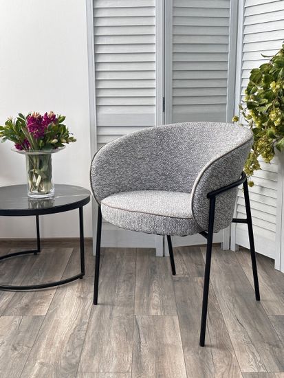 Стул GUST цвет светло-серый TOPIC 451 / черный каркас