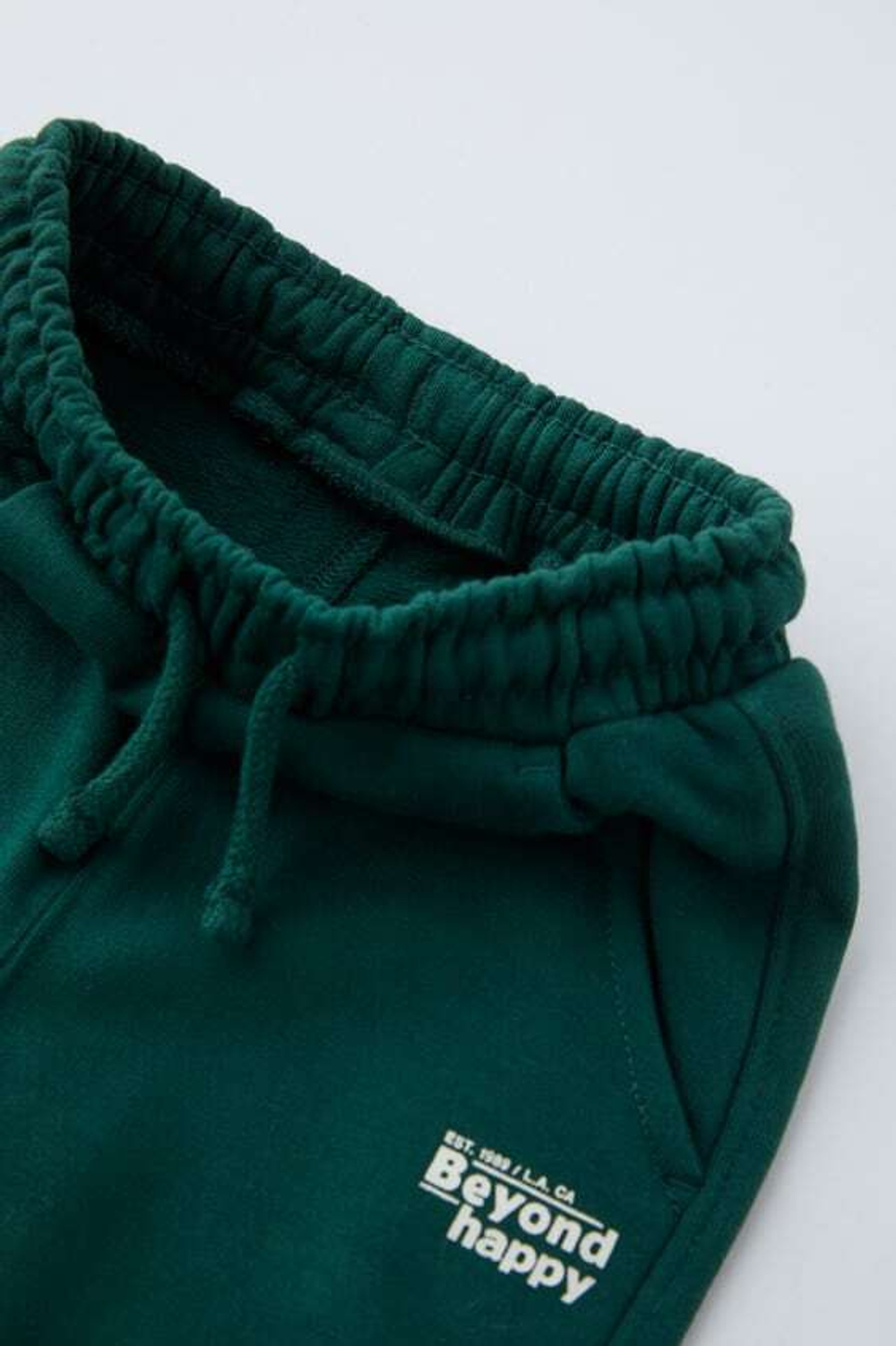 ZARA БРЮКИ ИЗ МЯГКОЙ ТКАНИ С НАДПИСЬЮ, ЗЕЛЕНЫЙ