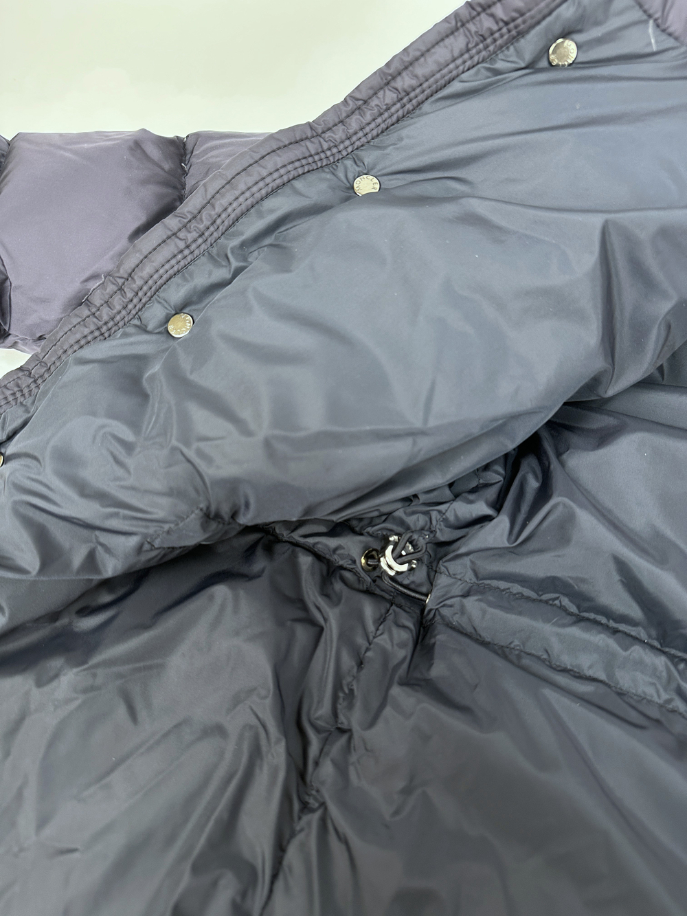 Пуховик Moncler