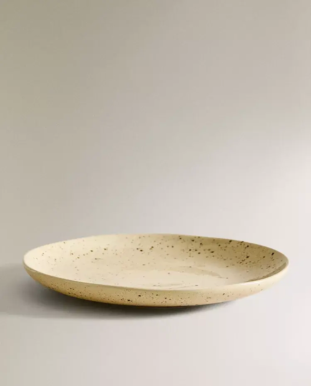 ZARA HOME КЕРАМИЧЕСКАЯ ДЕСЕРТНАЯ ТАРЕЛКА С УЗОРОМ В ГОРОШЕК, БЕЖЕВЫЙ