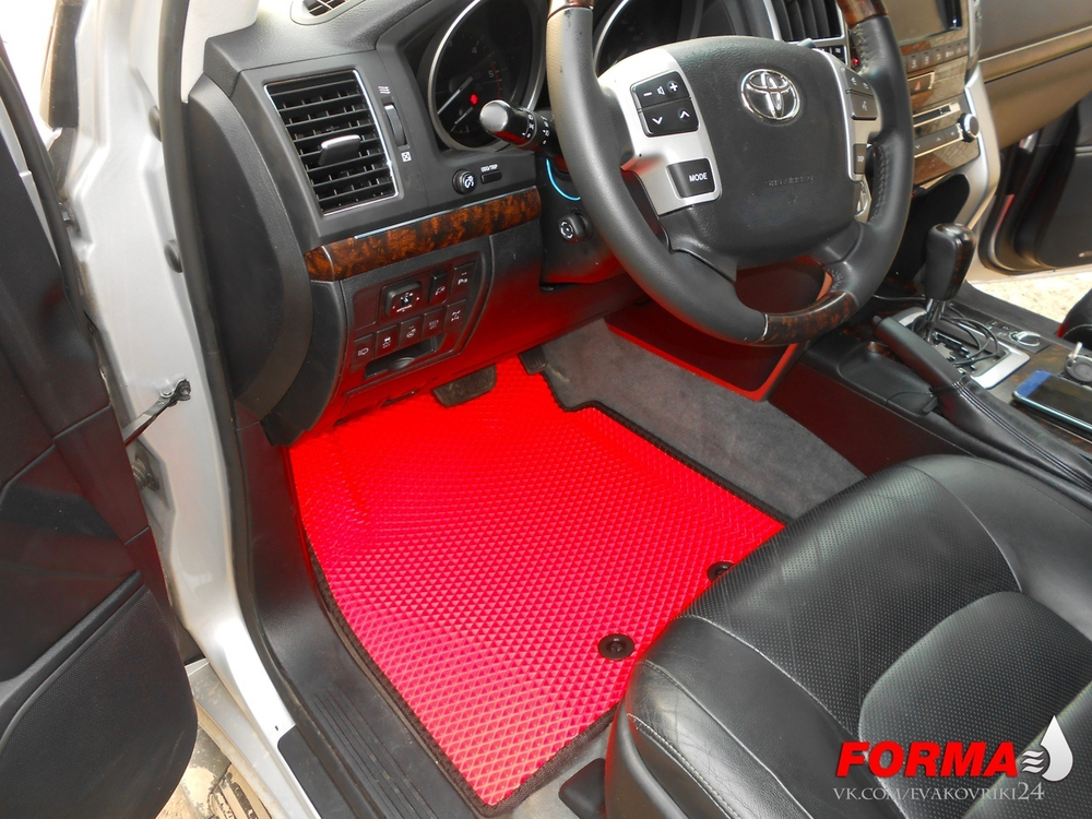Toyota Land Cruiser 11 поколение J200 (2012 - 2015) рестайлинг