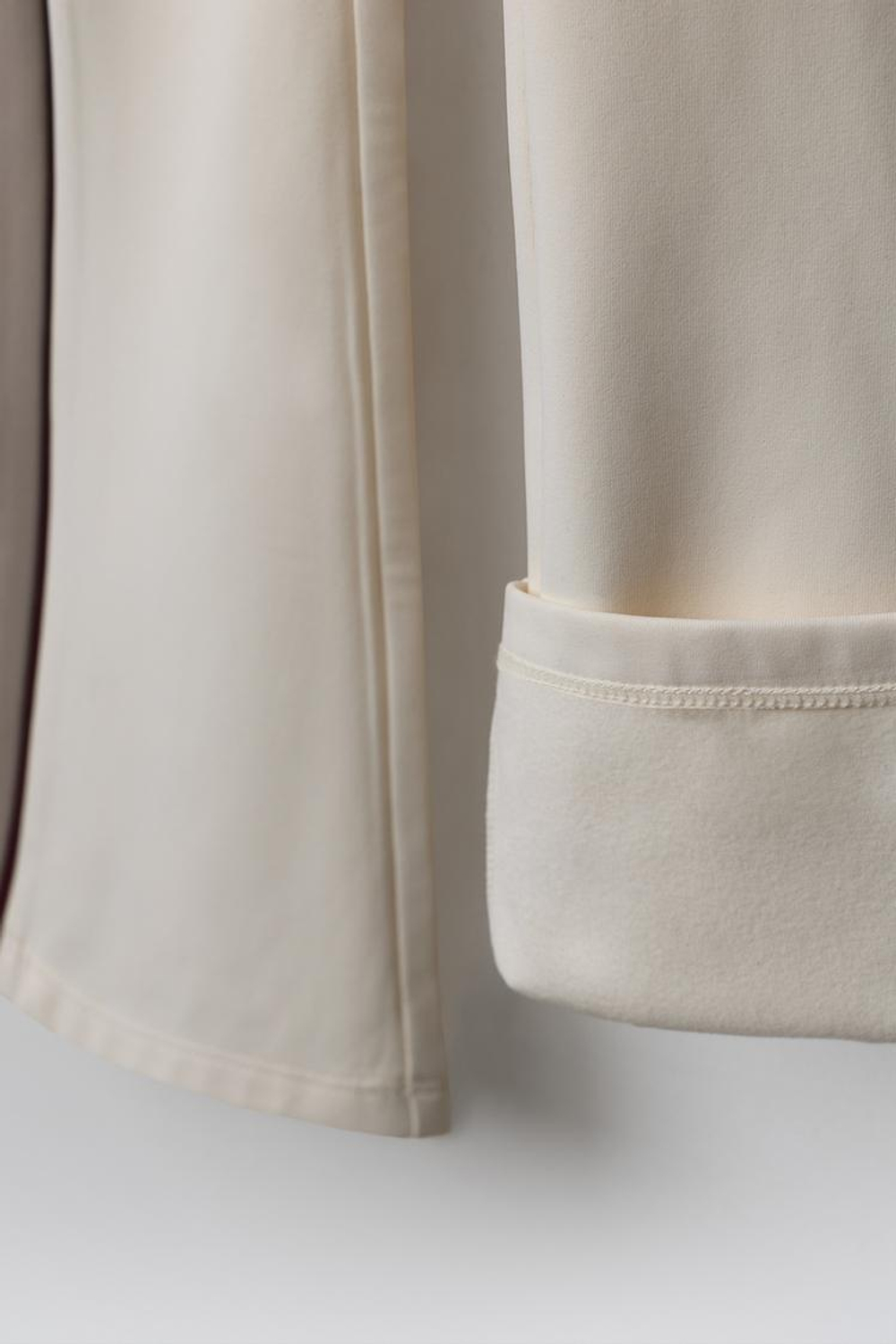 ZARA ТЕРМОЛЕГИНСЫ С КОНТРАСТНЫМИ ПОЛОСАМИ, ЭКРЮ