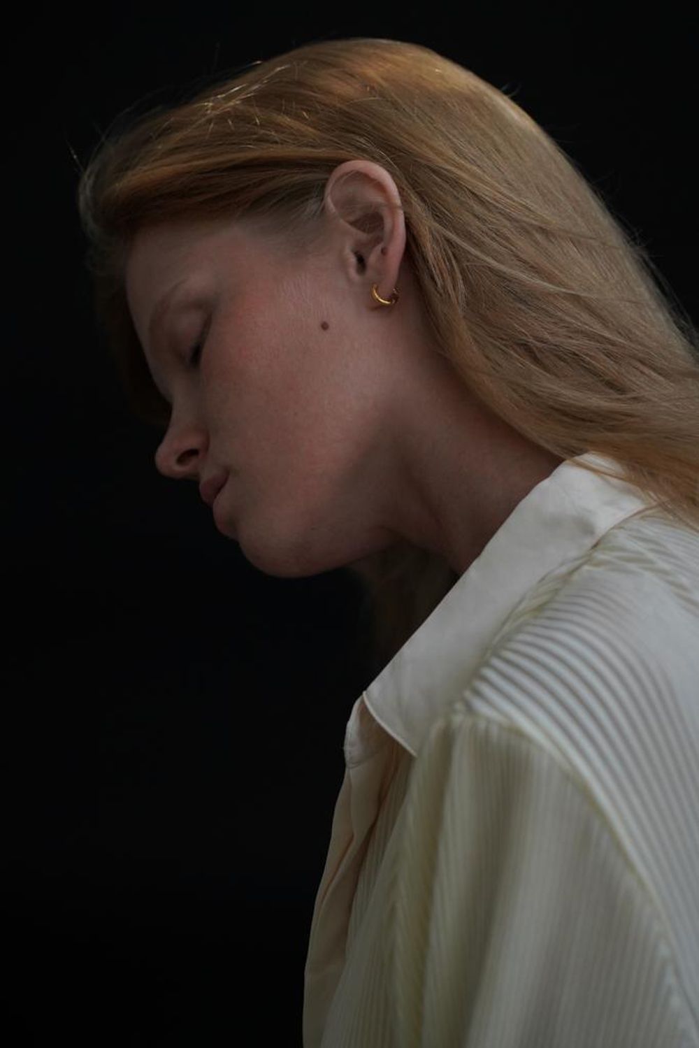 Моносерьга Small Click, позолота