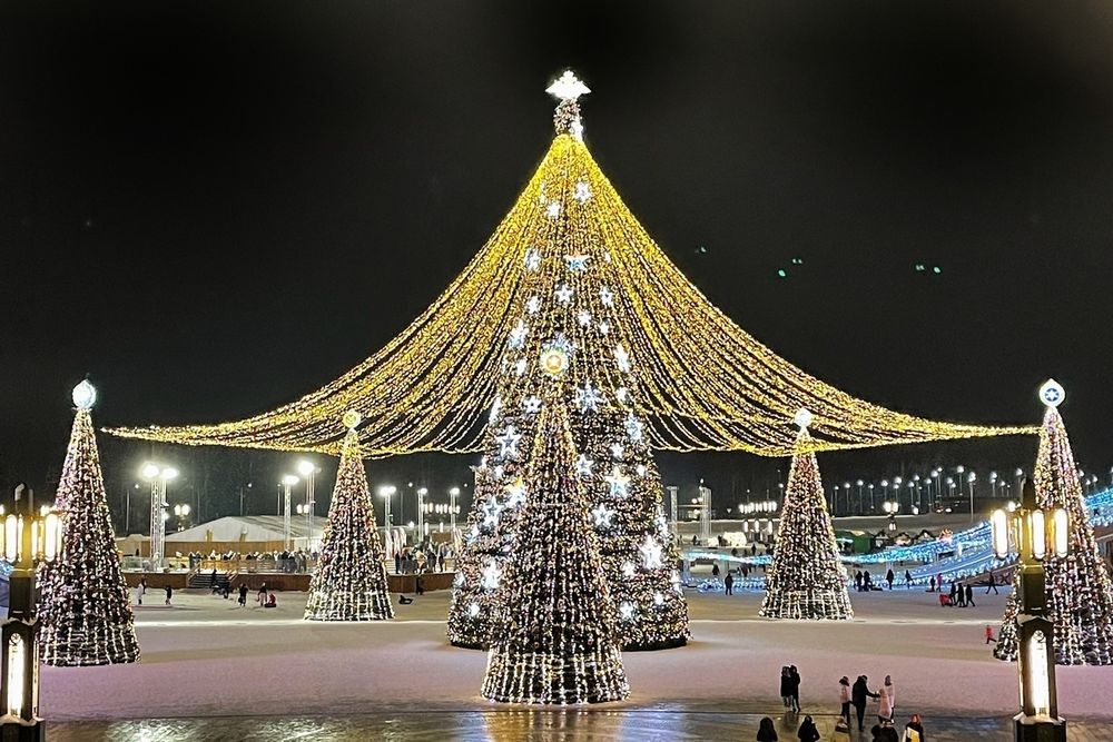 Световой шатёр из гирлянд