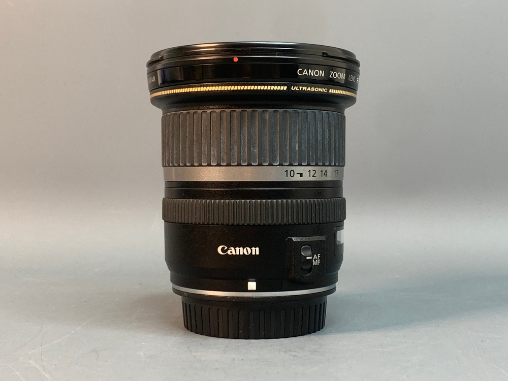 Canon EF-S 10-22mm 3.5-4.5 USM
