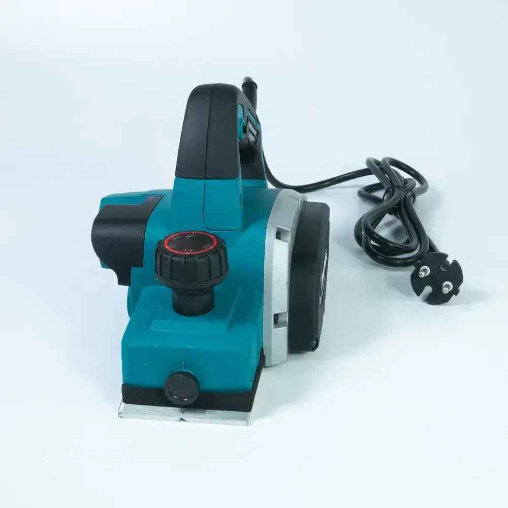 Электрорубанок Makita 82MM 620W